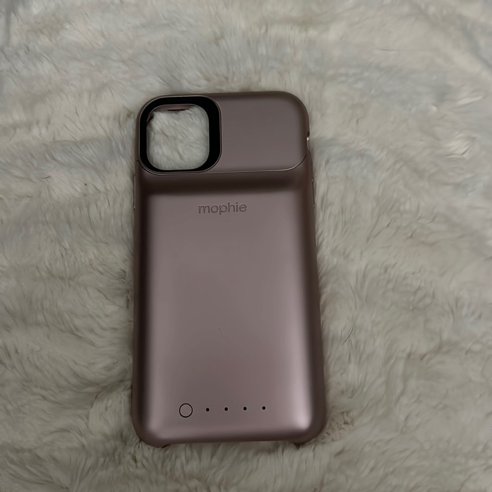 rose gold iphone 11 mophie charging case